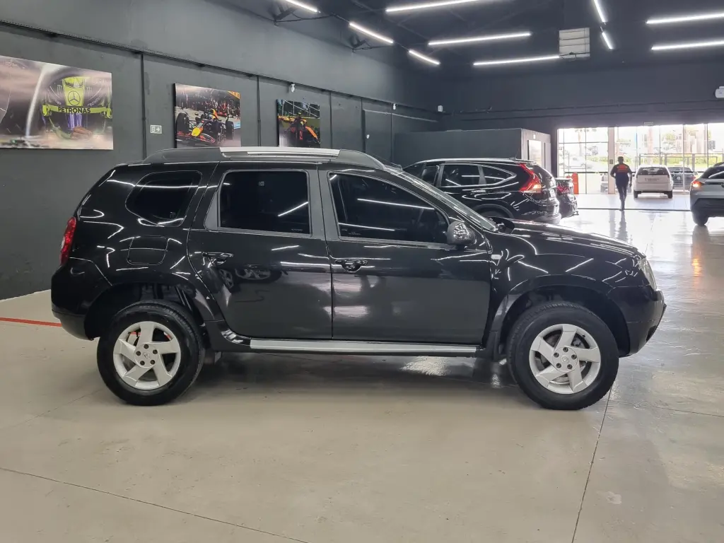 RENAULT Duster - Foto