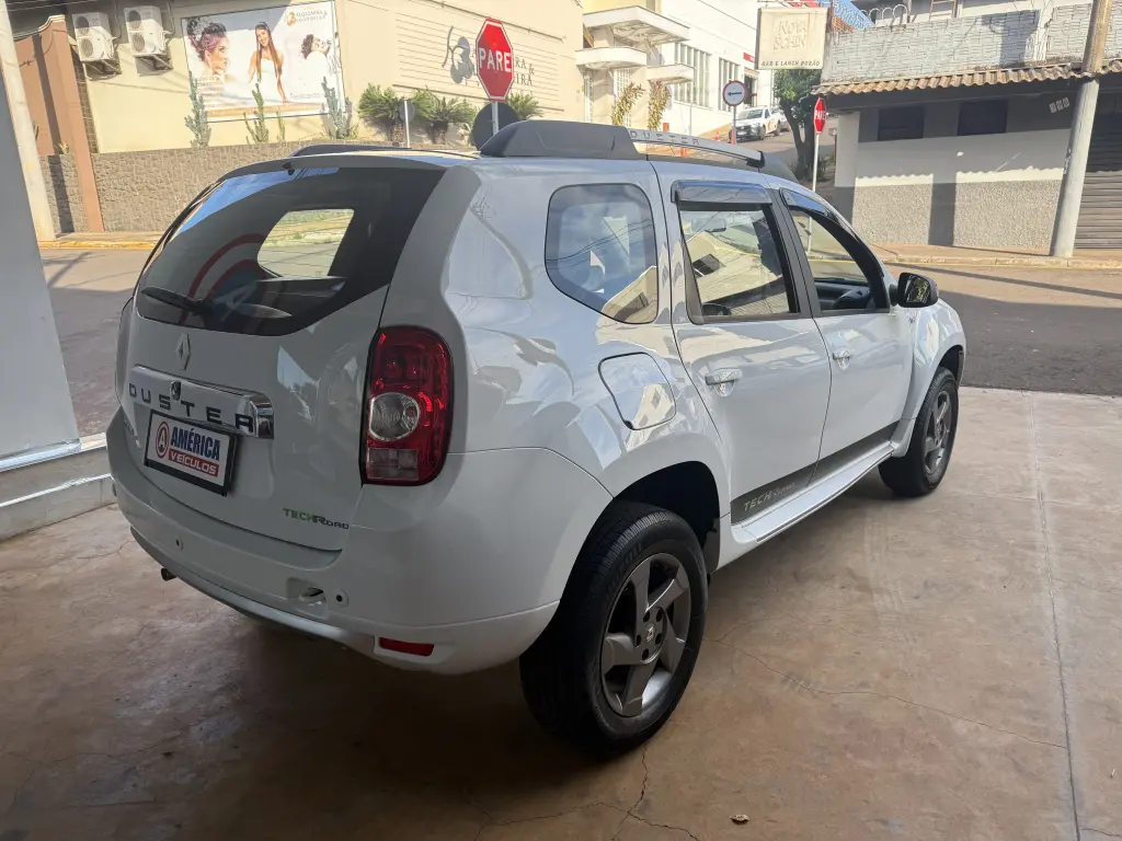 RENAULT Duster - Foto