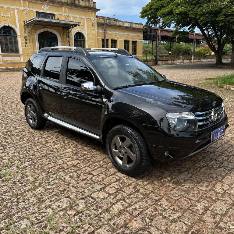 RENAULT Duster - Foto