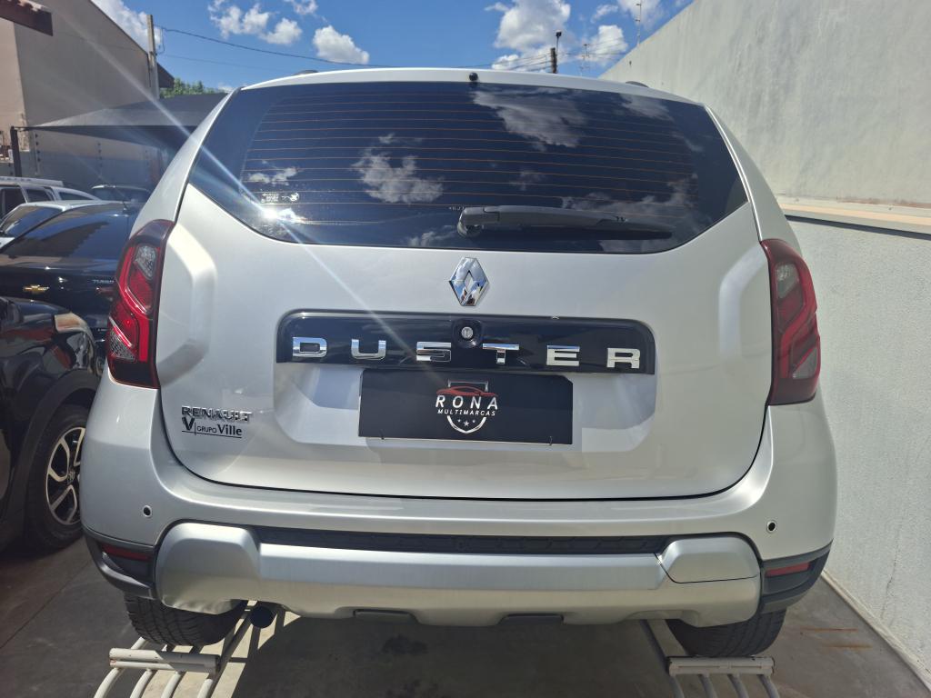 RENAULT Duster - Foto