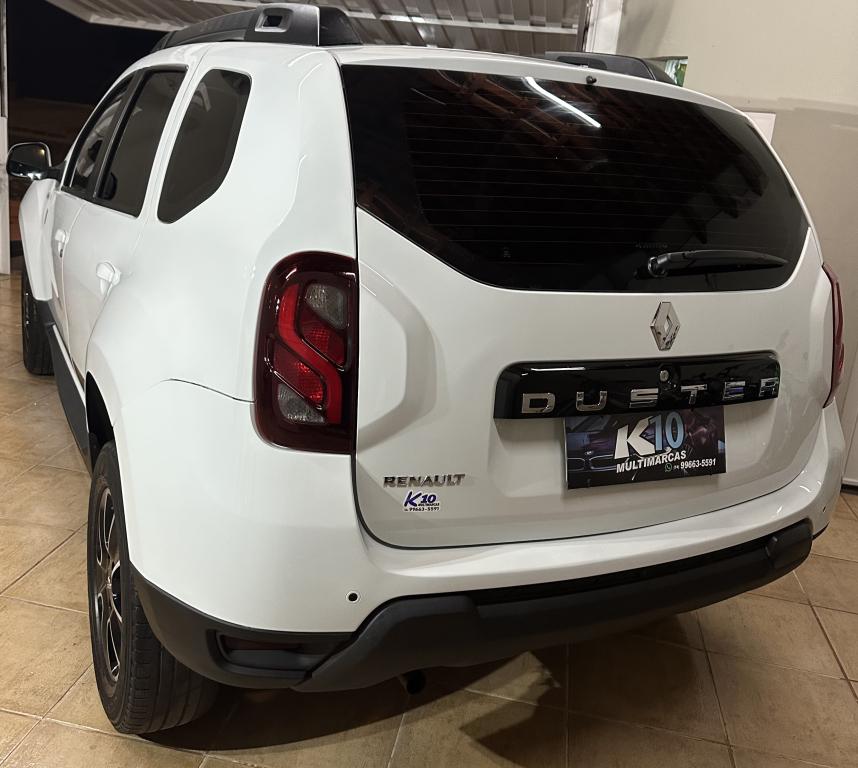 RENAULT Duster - Foto