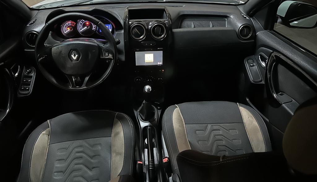 RENAULT Duster - Foto