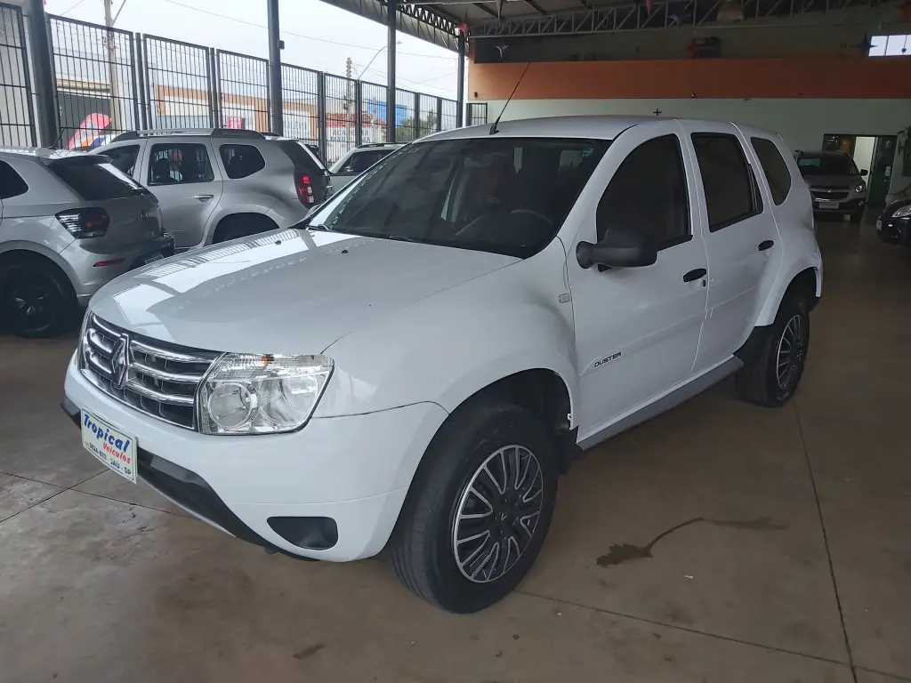 RENAULT Duster