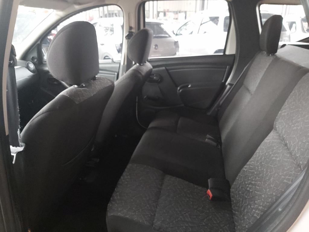 RENAULT Duster - Foto