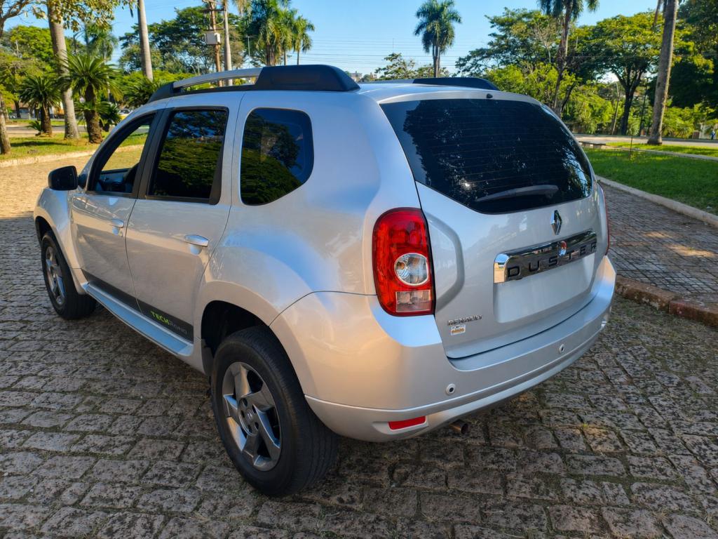 RENAULT Duster - Foto