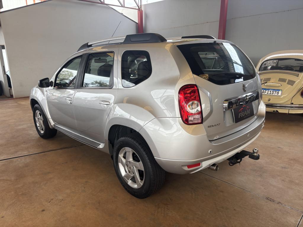 RENAULT Duster - Foto