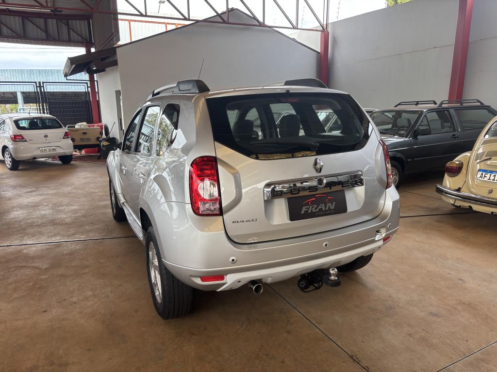 RENAULT Duster - Foto