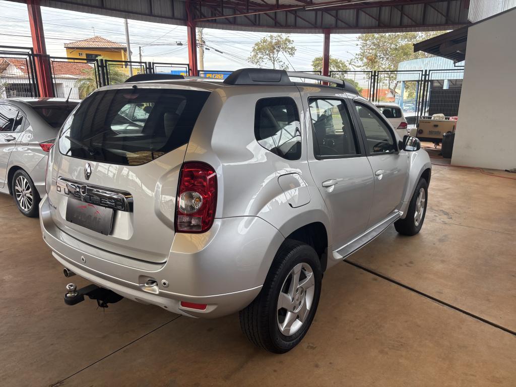 RENAULT Duster - Foto