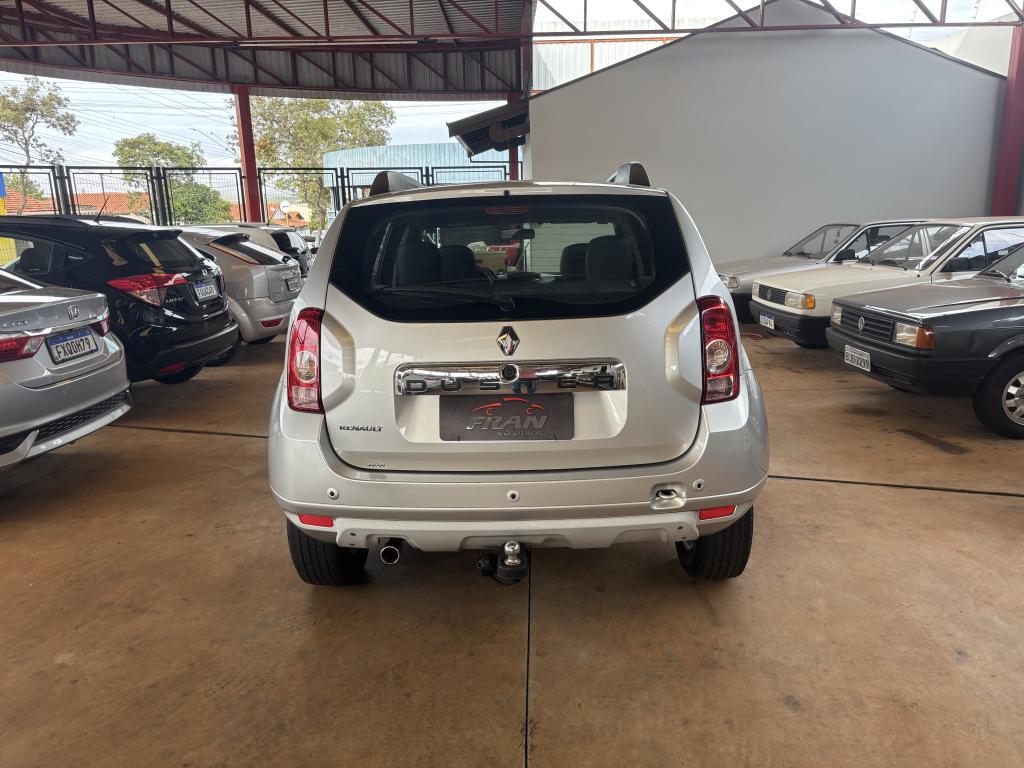 RENAULT Duster - Foto