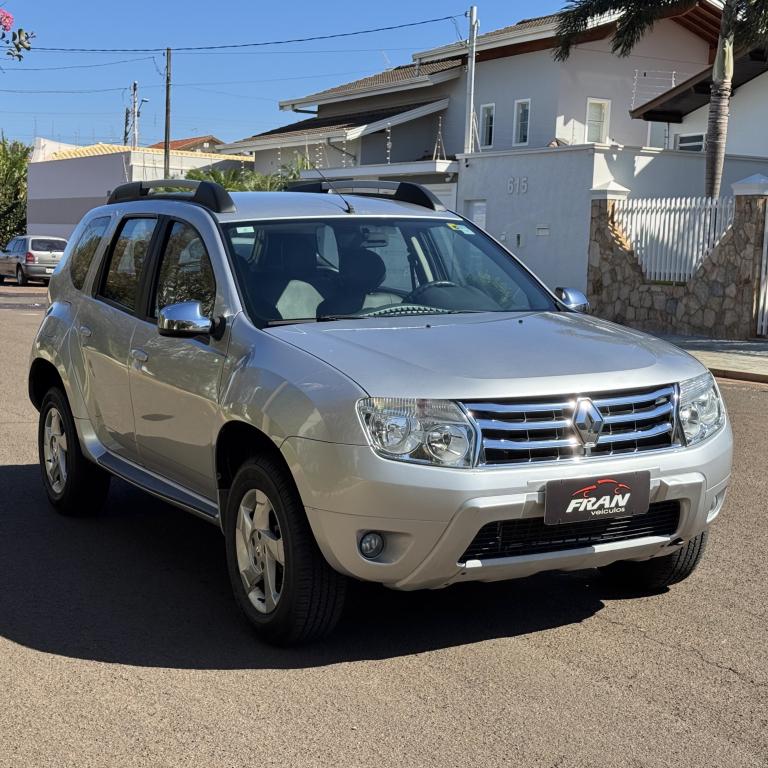 RENAULT Duster - Foto