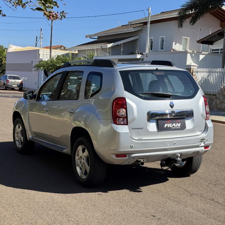 RENAULT Duster - Foto