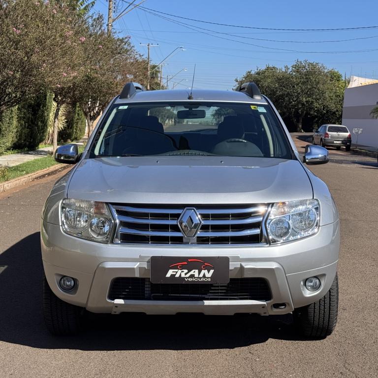 RENAULT Duster - Foto
