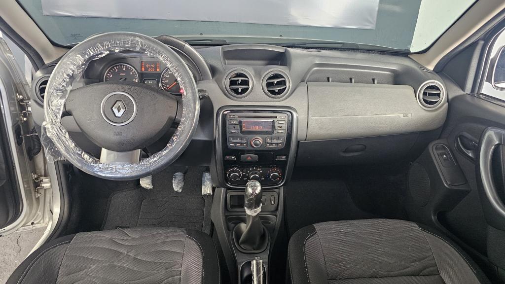 RENAULT Duster - Foto