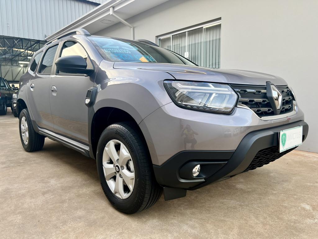 RENAULT Duster - Foto