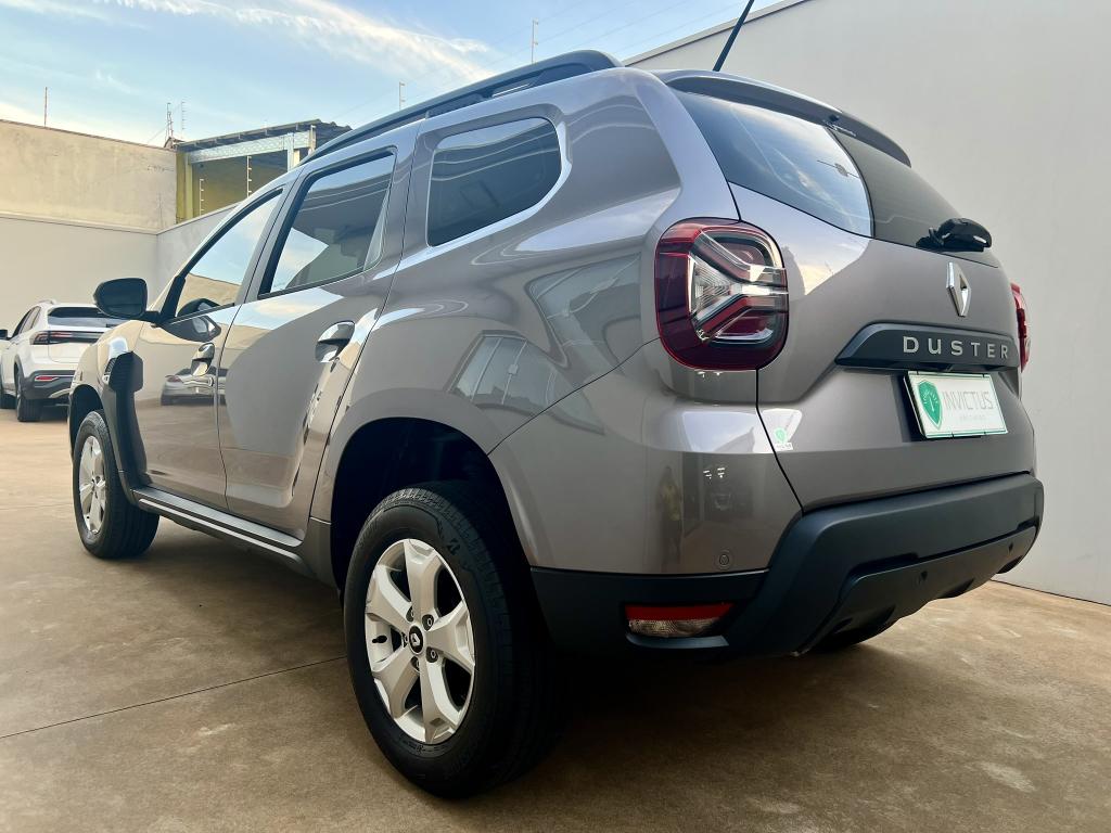 RENAULT Duster - Foto