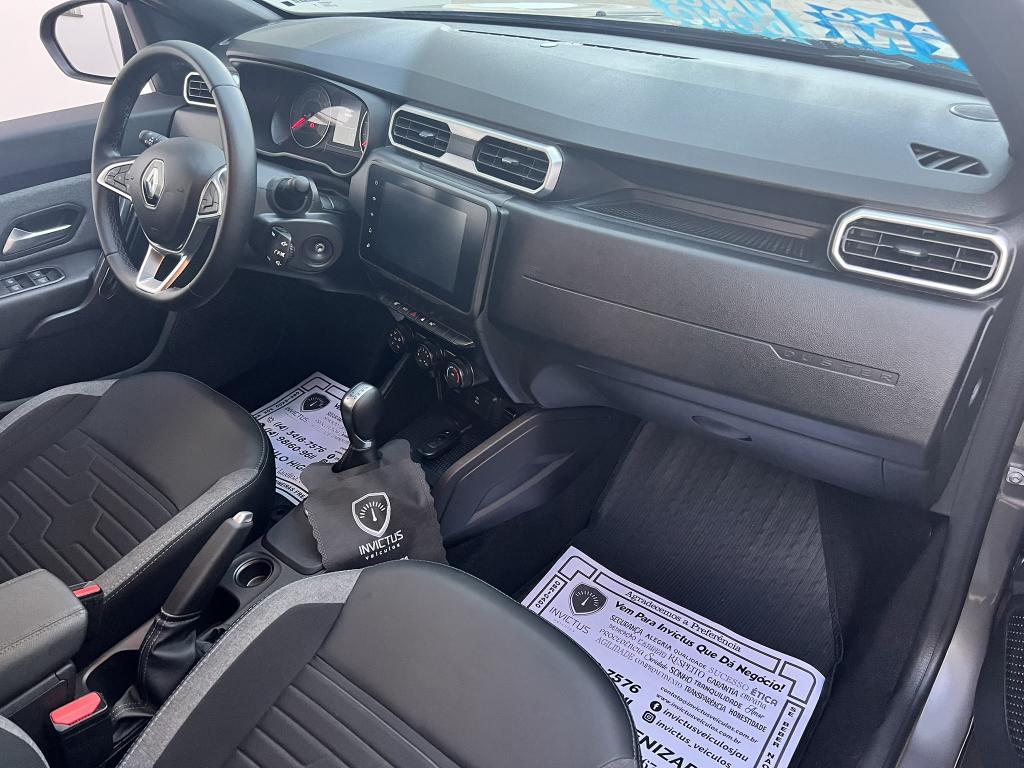 RENAULT Duster - Foto