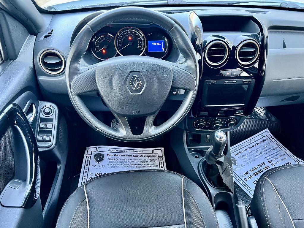 RENAULT Duster - Foto