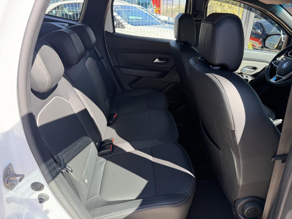 RENAULT Duster - Foto