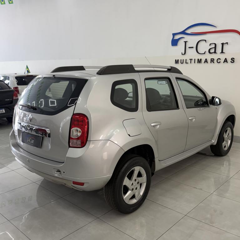 RENAULT Duster - Foto