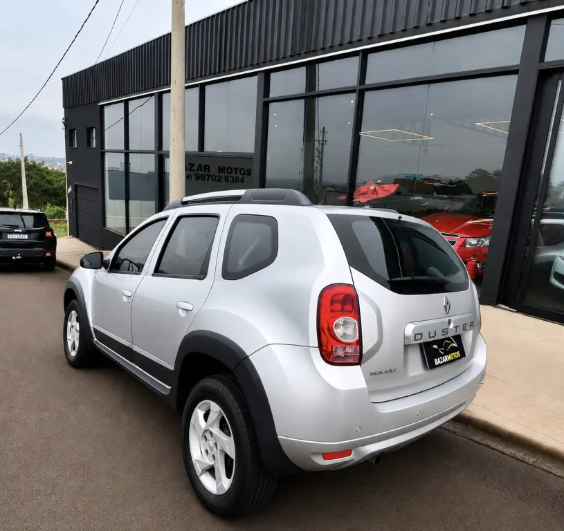 RENAULT Duster - Foto