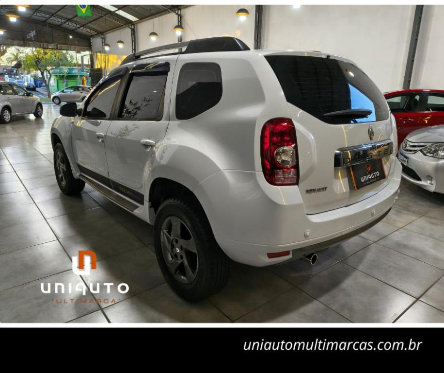 RENAULT Duster - Foto