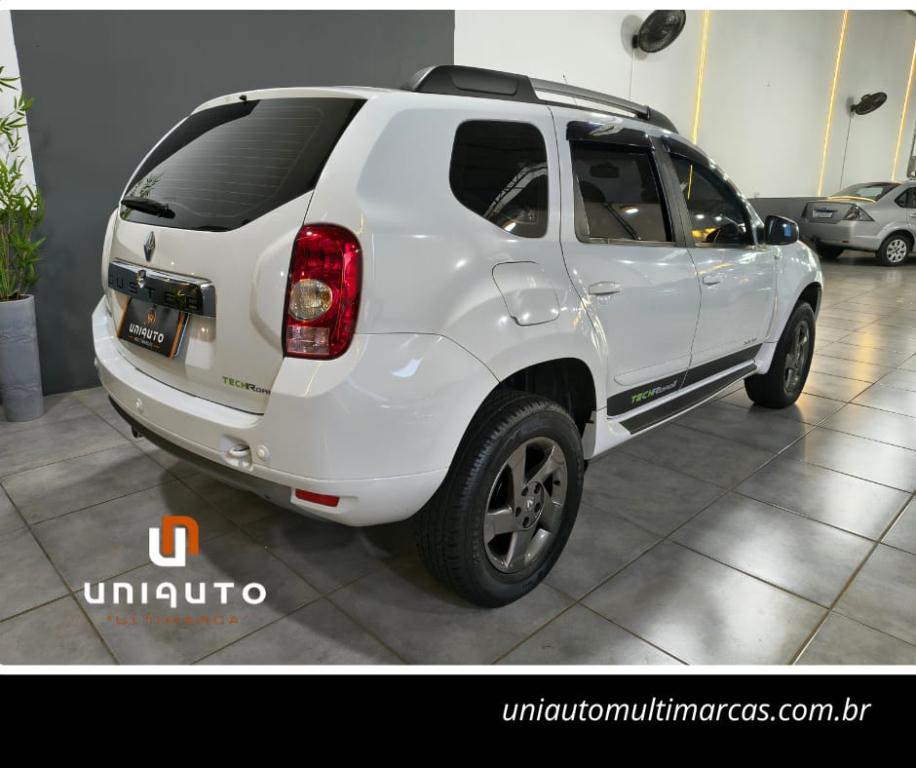 RENAULT Duster - Foto