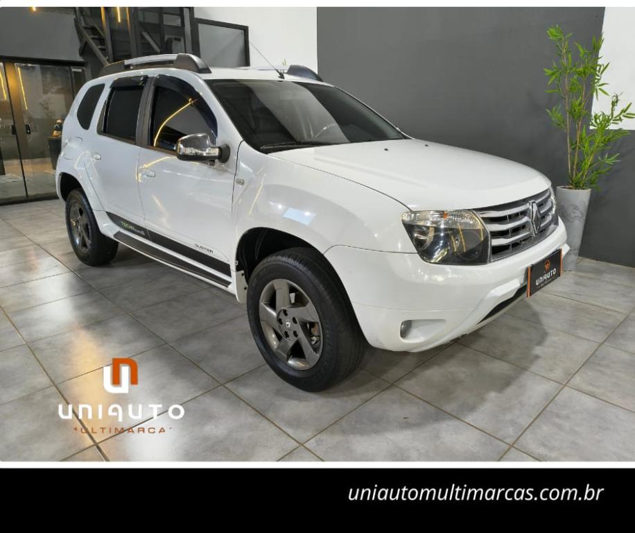 RENAULT Duster - Foto