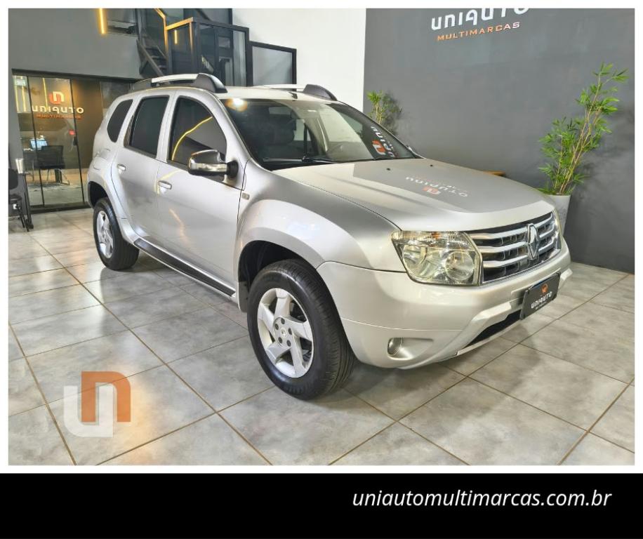 RENAULT Duster - Foto