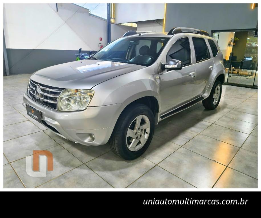 RENAULT Duster - Foto