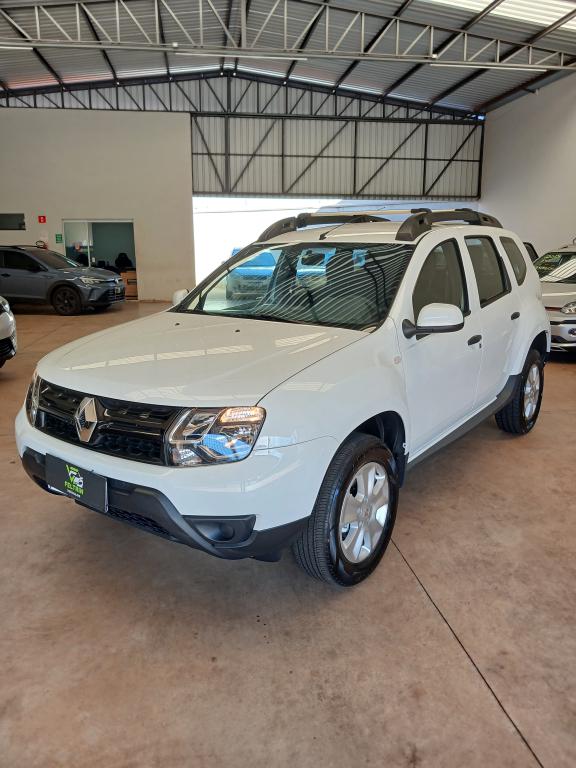 RENAULT Duster - Foto