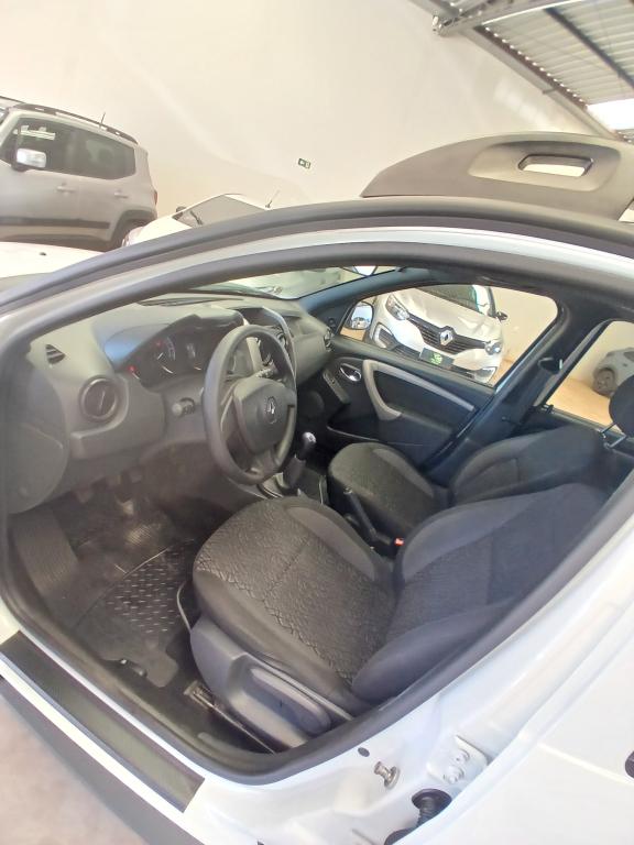 RENAULT Duster - Foto