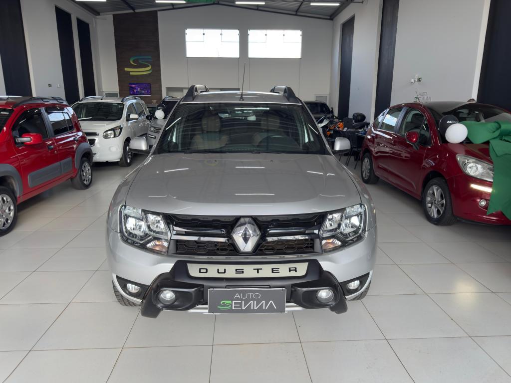 RENAULT Duster - Foto