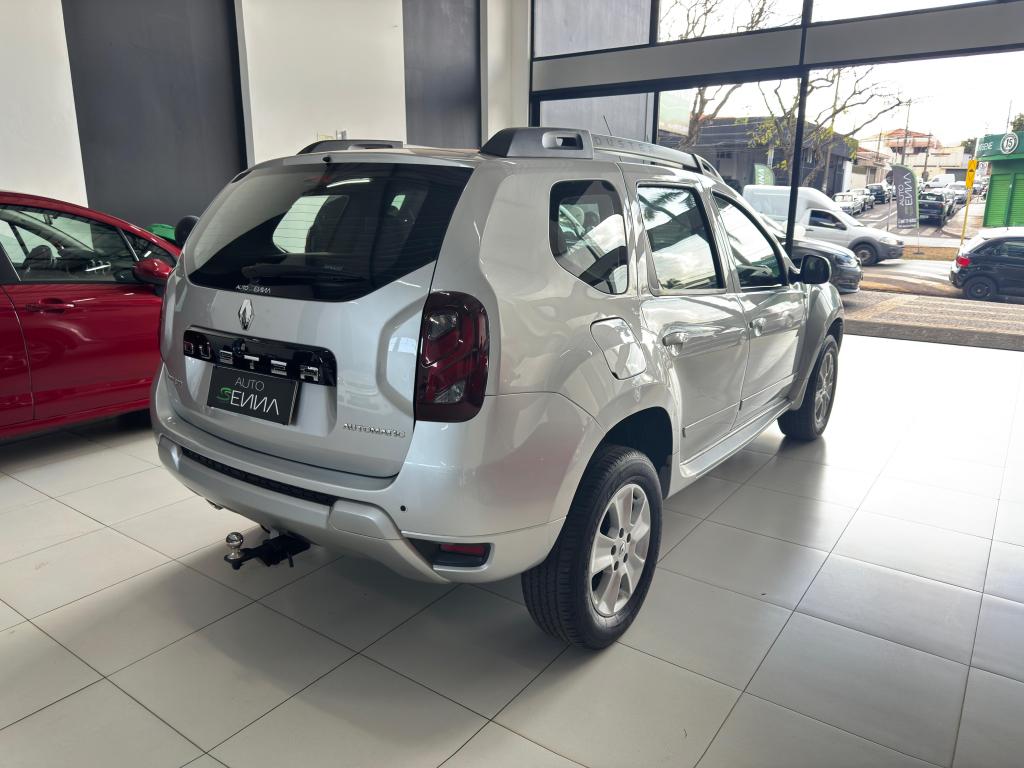RENAULT Duster - Foto