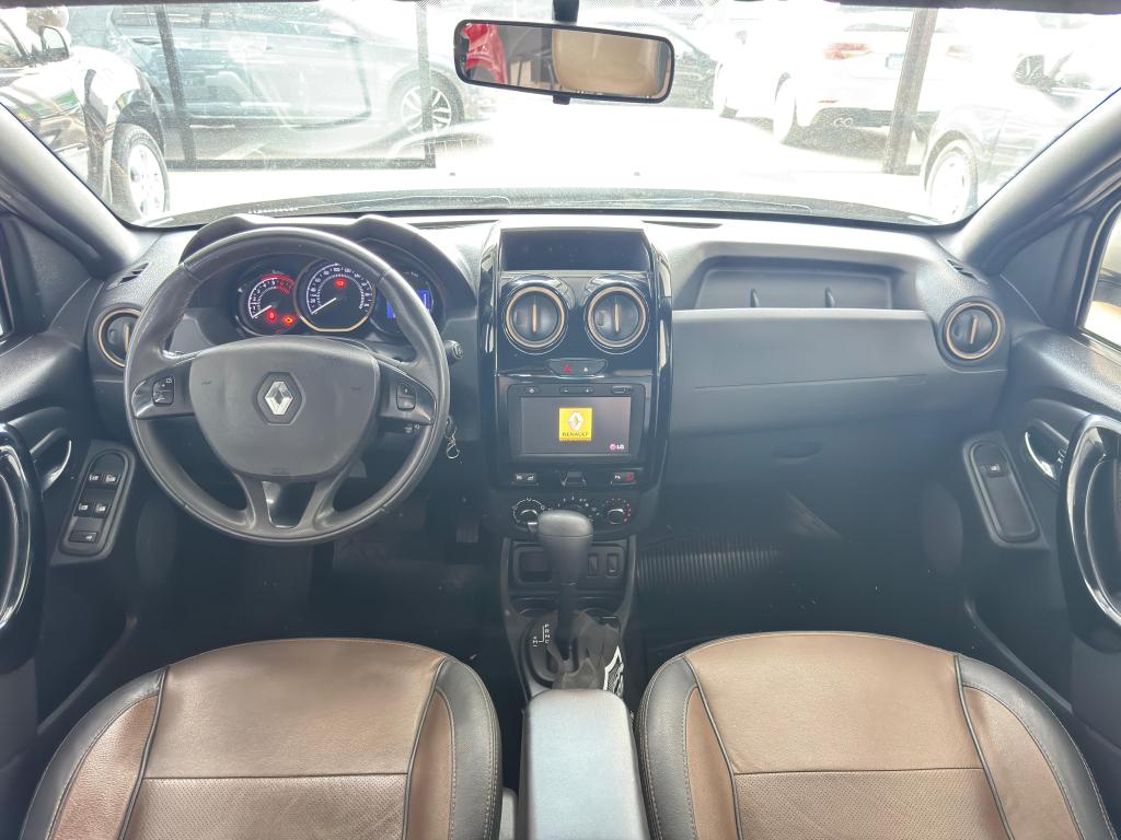 RENAULT Duster - Foto