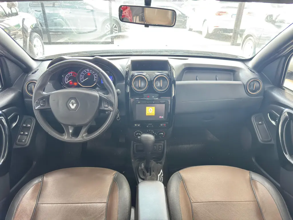 RENAULT Duster - Foto