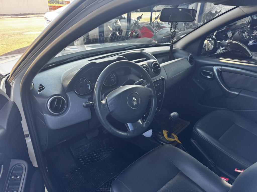 RENAULT Duster - Foto