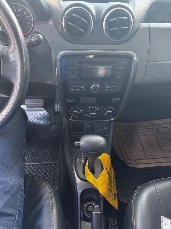 RENAULT Duster - Foto