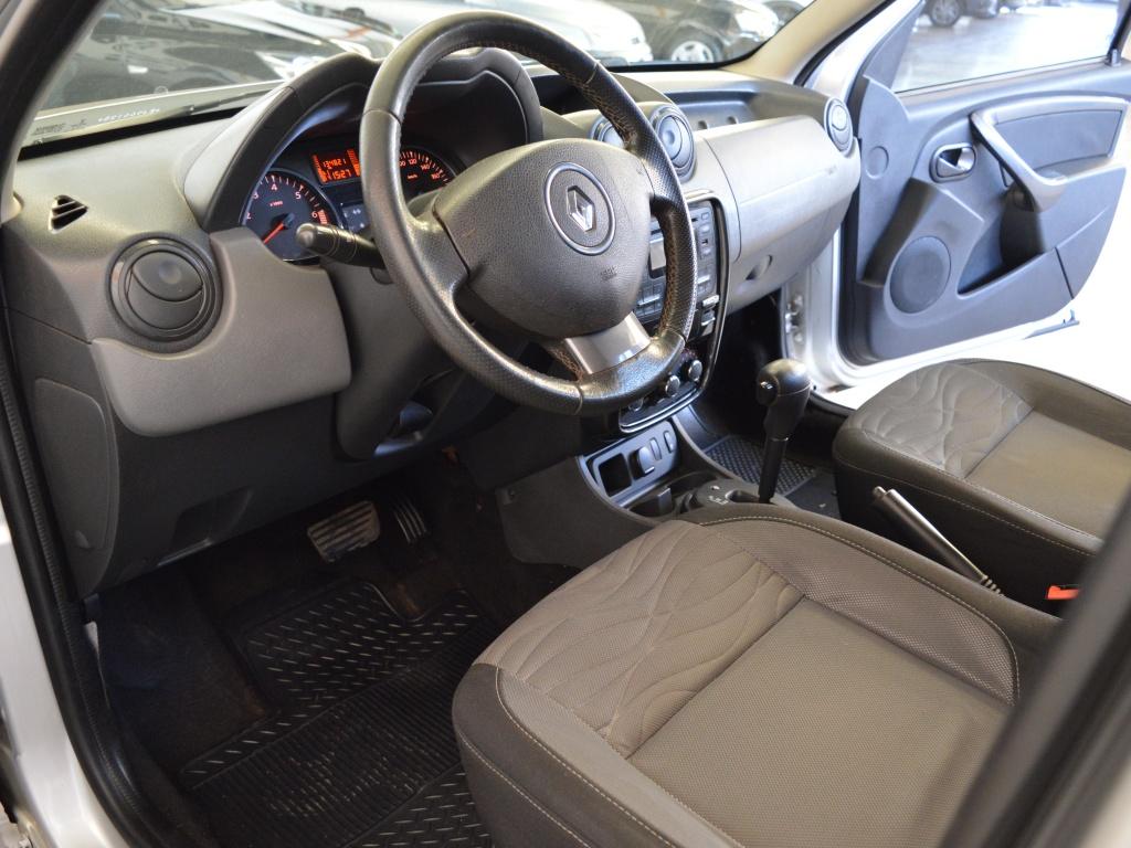 RENAULT Duster - Miniatura