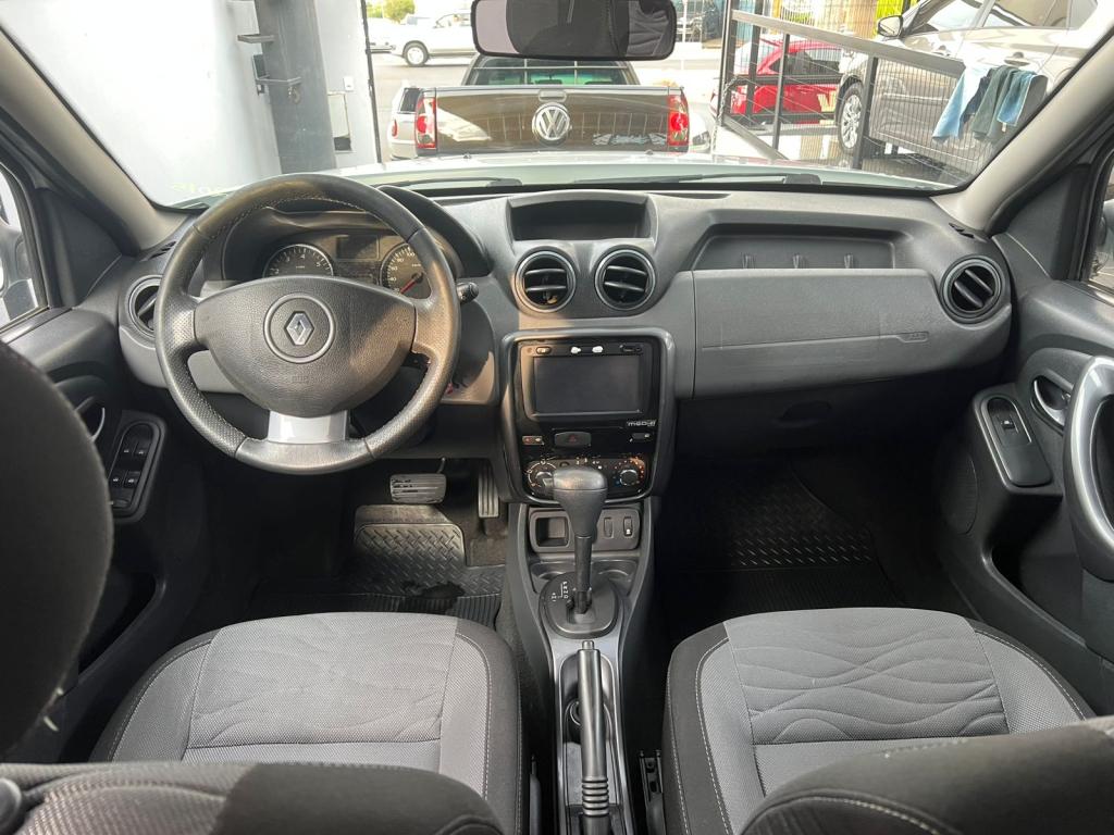 RENAULT Duster - Foto