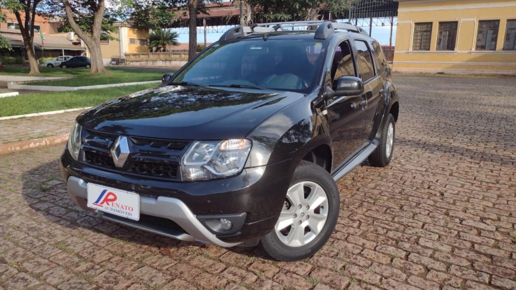 RENAULT Duster - Foto