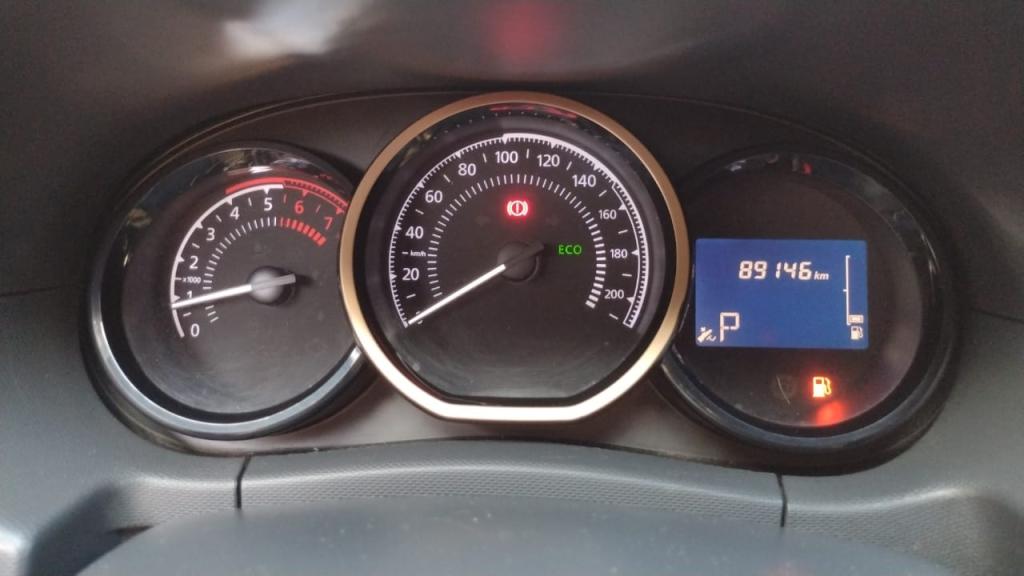 RENAULT Duster - Foto