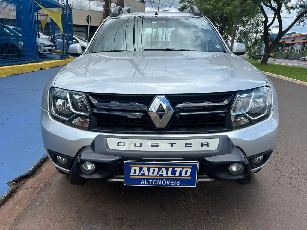 RENAULT Duster - Foto