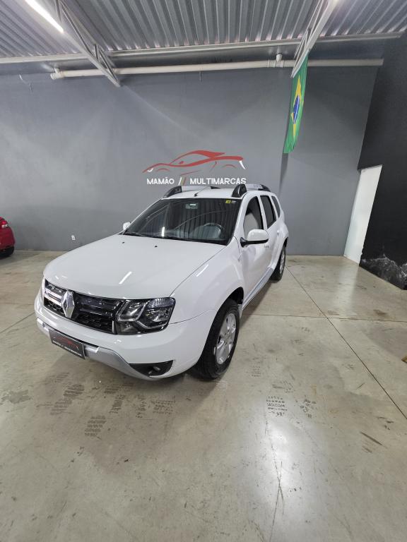 RENAULT Duster - Foto