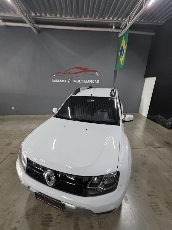 RENAULT Duster - Foto