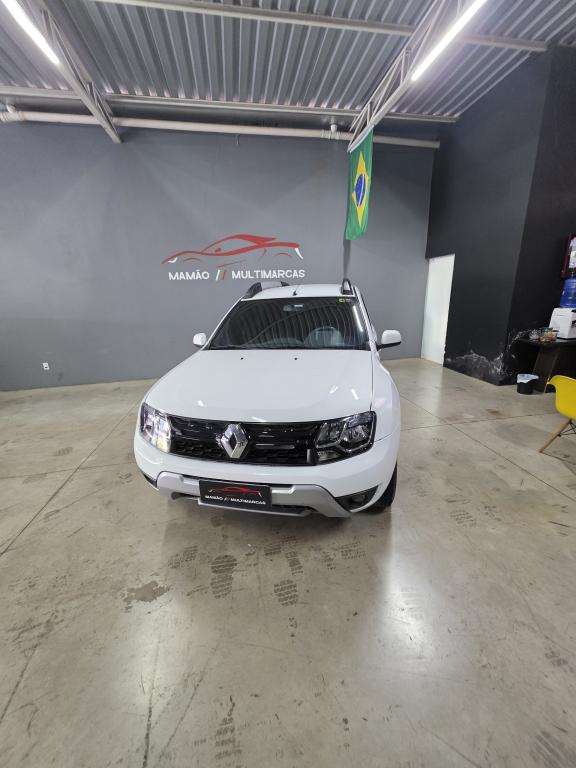 RENAULT Duster - Foto