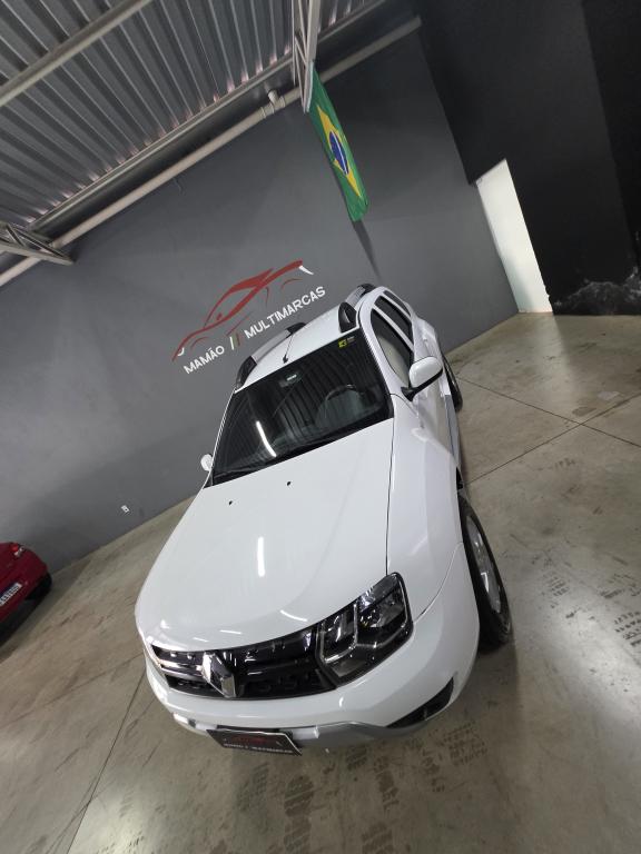 RENAULT Duster - Foto