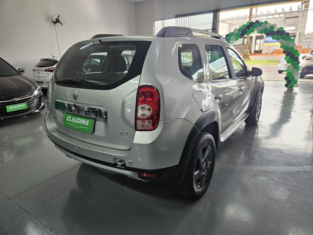 RENAULT Duster - Foto