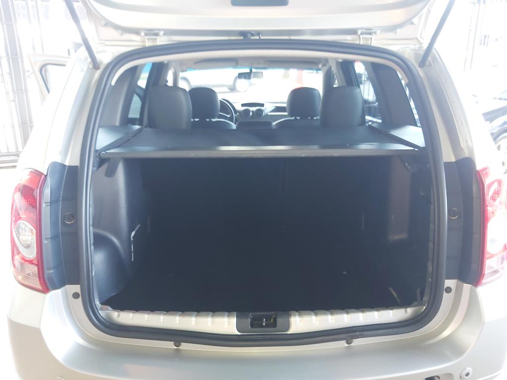 RENAULT Duster - Foto
