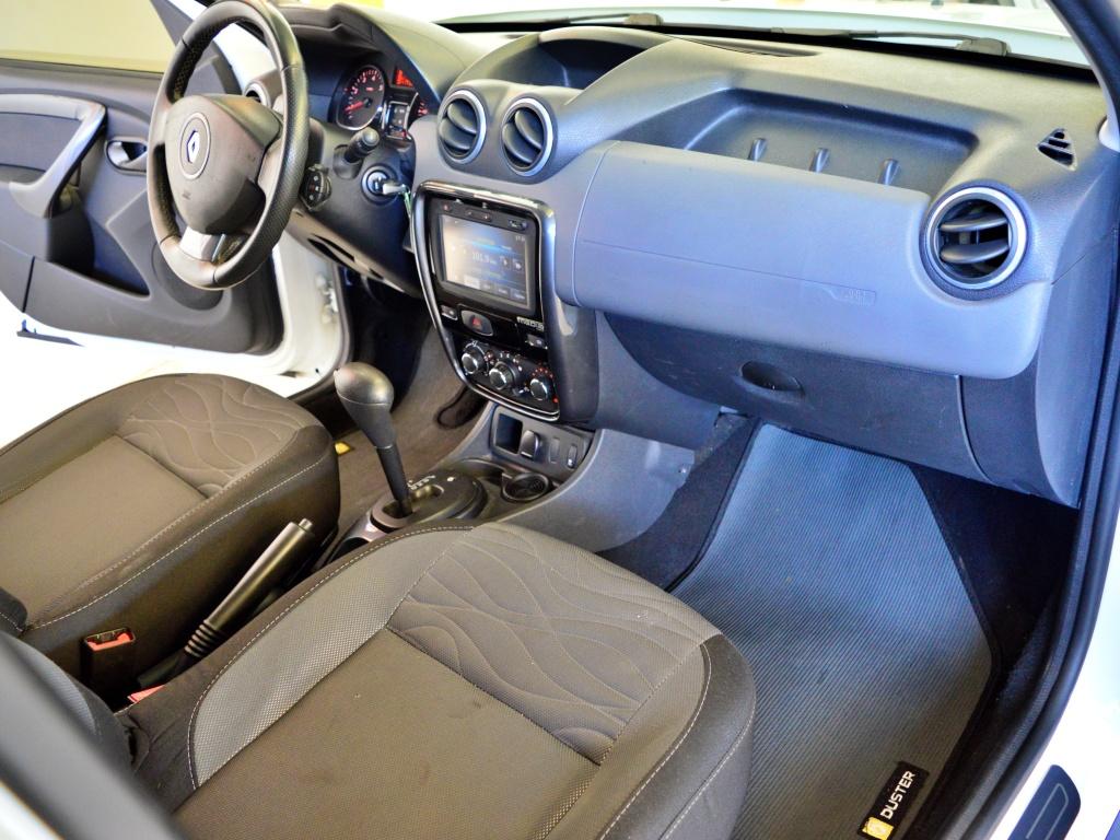 RENAULT Duster - Foto