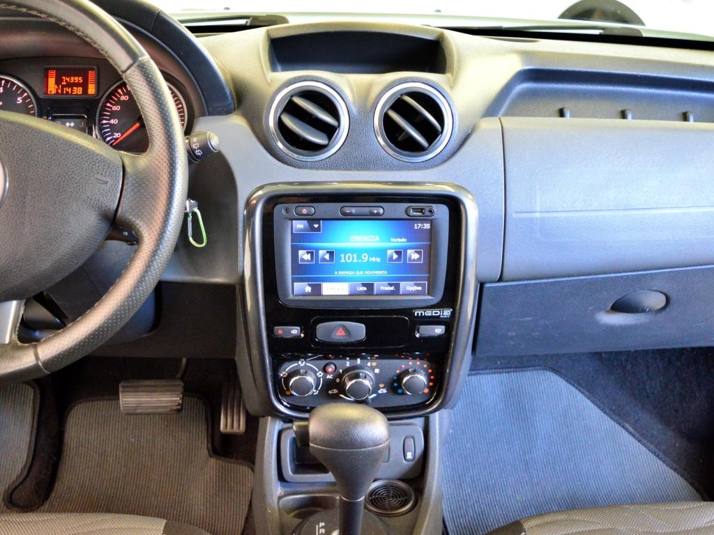 RENAULT Duster - Foto